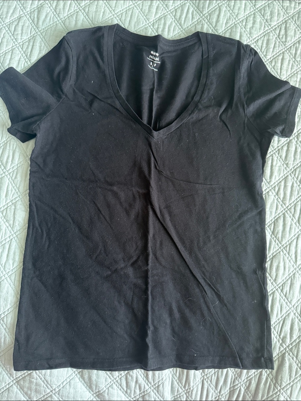 Old Navy Black V-Neck Short Sleeve Tee